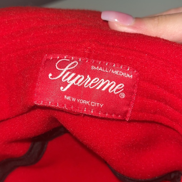 Supreme shiny nylon bucket hat - Picture 2 of 3